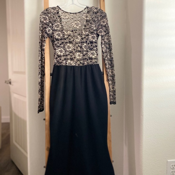 Black Classy Dress - Picture 5 of 6